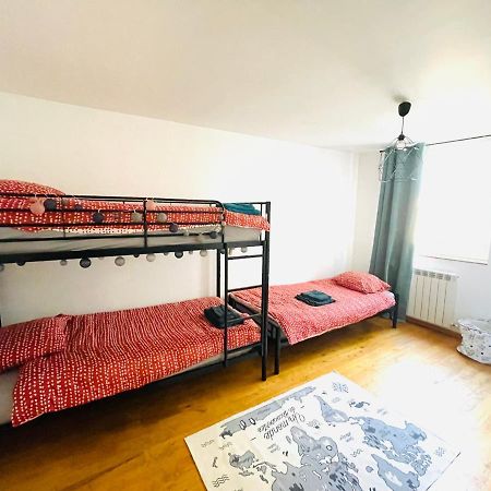 Le Confidentiel - Terrasse Et Garage Prive Apartman Nîmes Kültér fotó